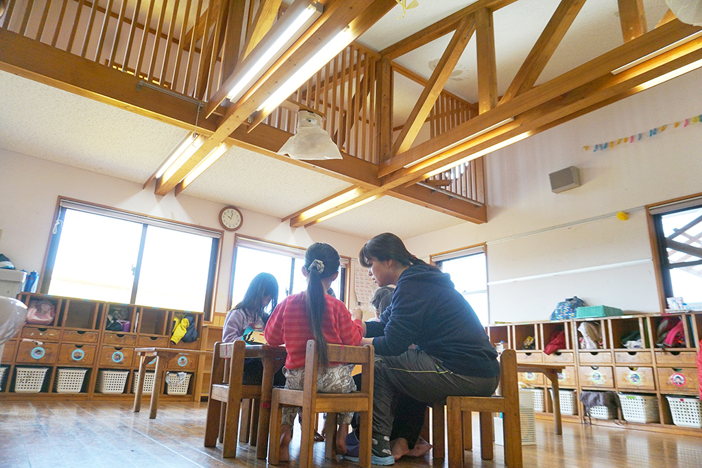 所沢市のあかね保育園の5歳児クラスのお部屋とロフトの画像